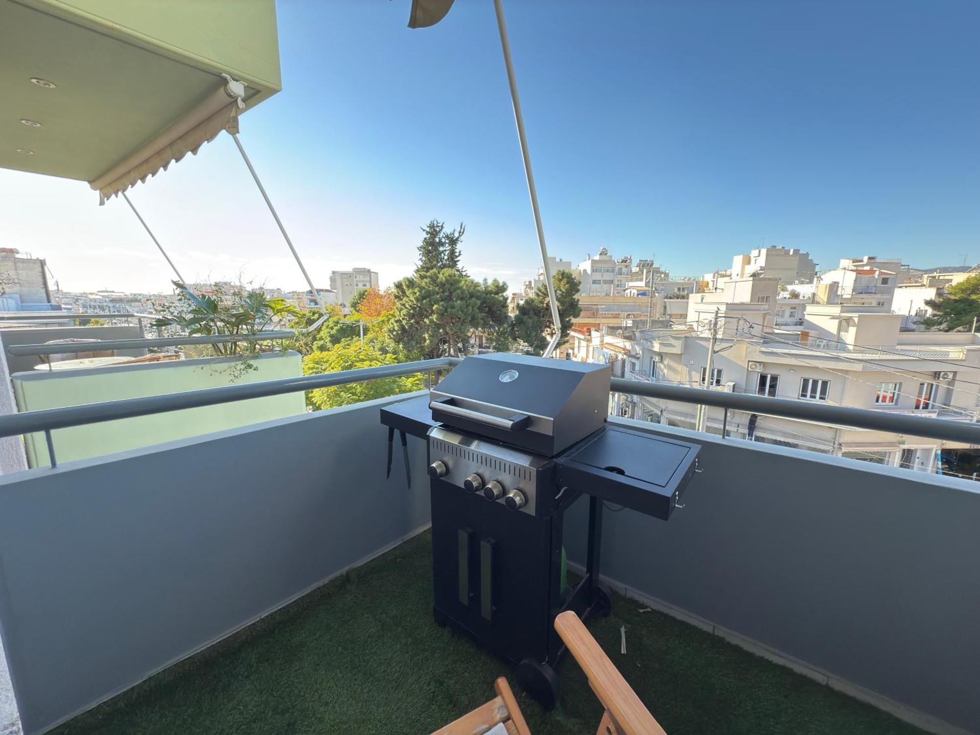 Sunny Home Private Jacuzzi Hydromassage Acropolis & Lycabettus Far View Parking 300M Metro Peristeri Atina Dış mekan fotoğraf