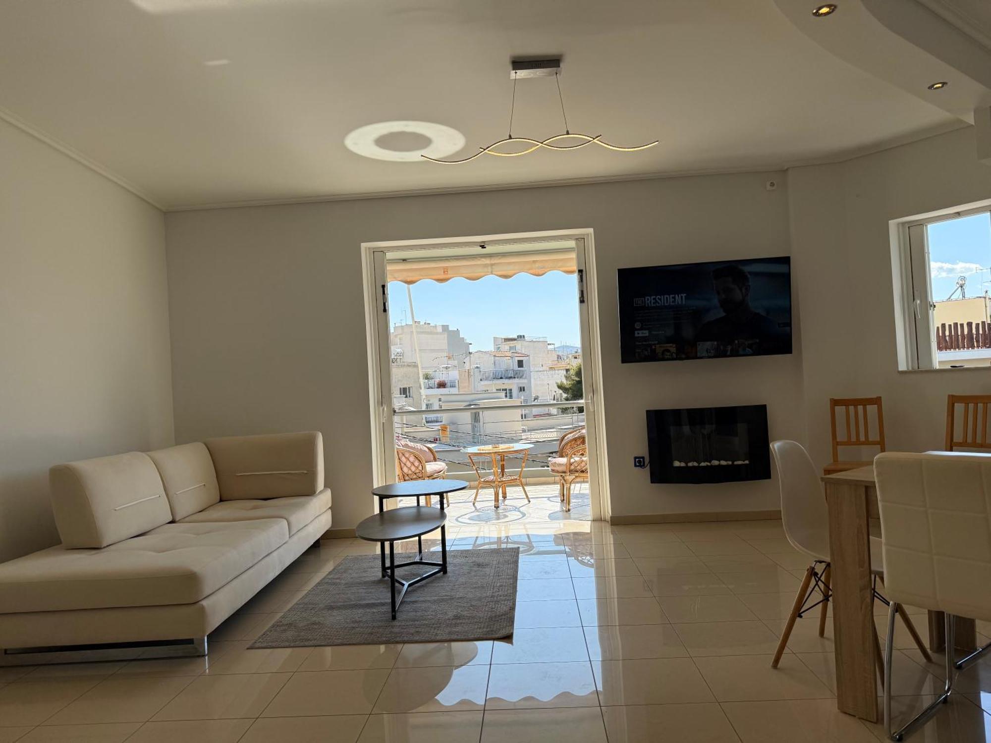 Sunny Home Private Jacuzzi Hydromassage Acropolis & Lycabettus Far View Parking 300M Metro Peristeri Atina Dış mekan fotoğraf