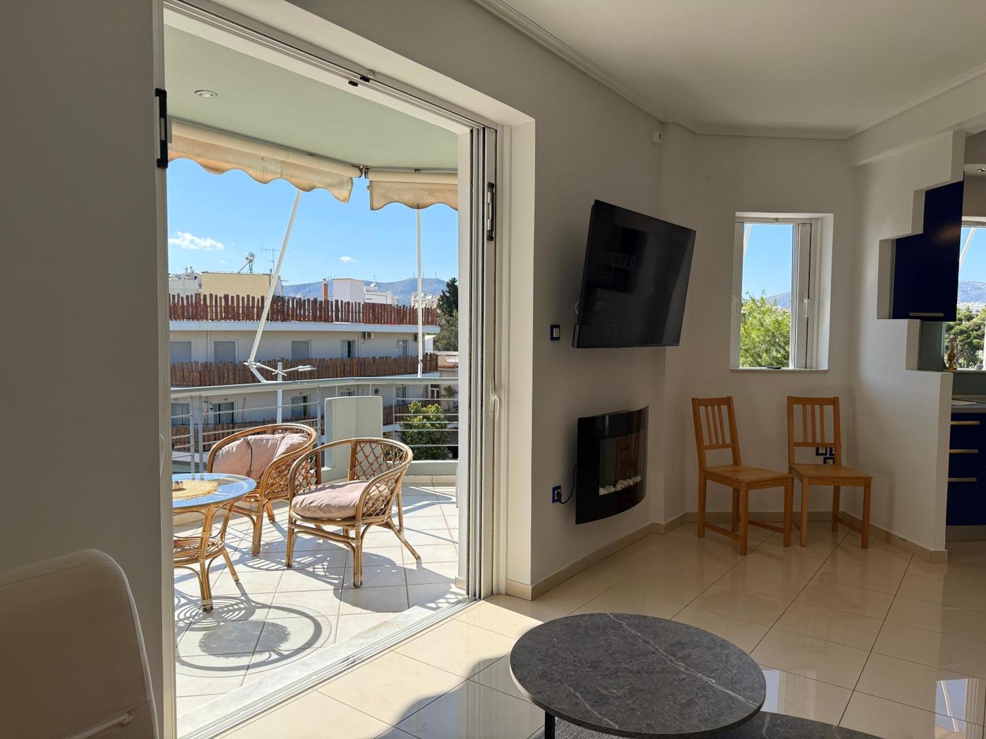 Sunny Home Private Jacuzzi Hydromassage Acropolis & Lycabettus Far View Parking 300M Metro Peristeri Atina Dış mekan fotoğraf