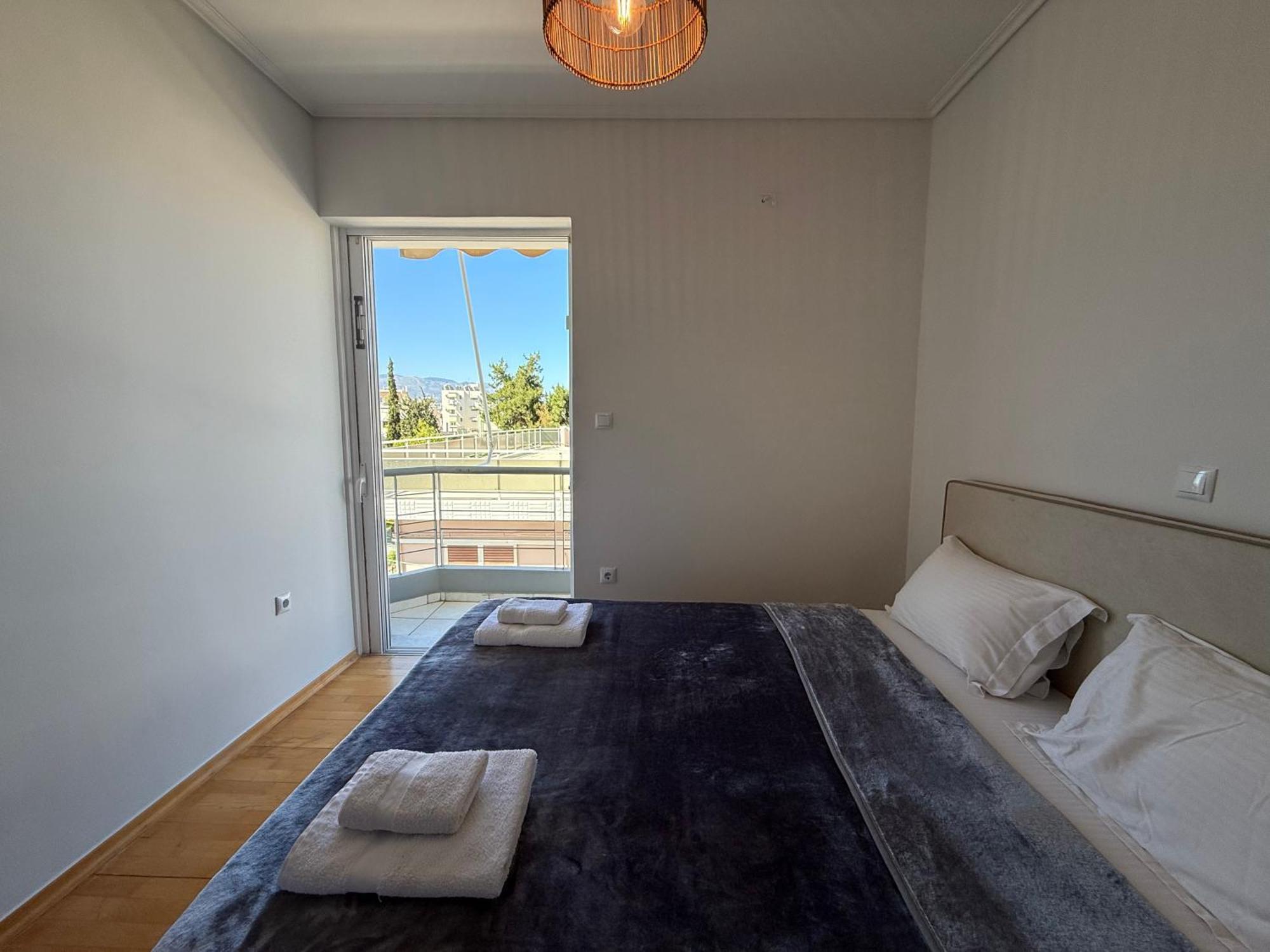 Sunny Home Private Jacuzzi Hydromassage Acropolis & Lycabettus Far View Parking 300M Metro Peristeri Atina Dış mekan fotoğraf